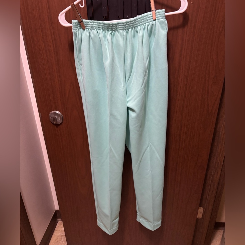 Alfred Dunner Mint Elastic Waist Knit Pants NWOT Medium
